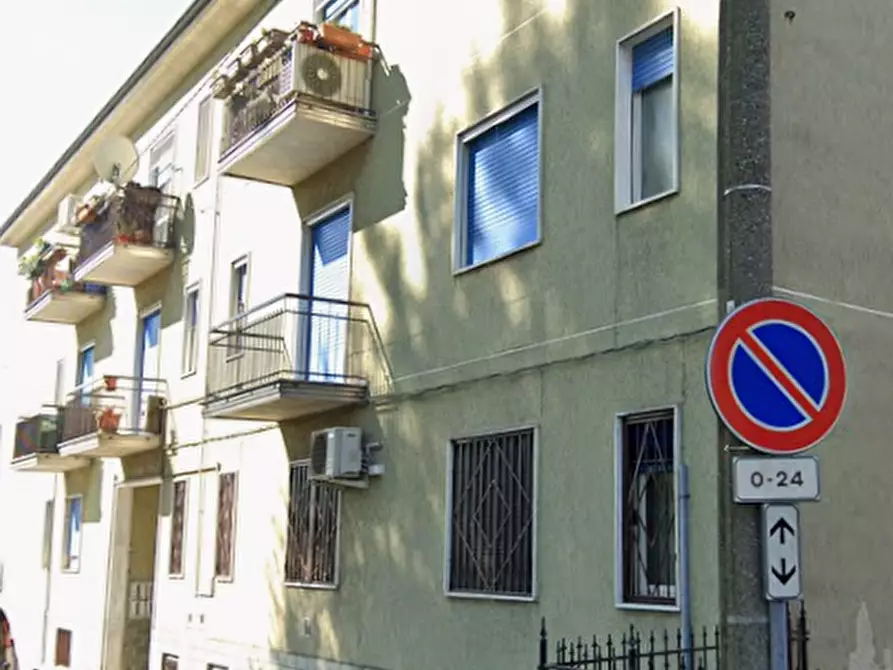 Immagine 12 di Appartamento in vendita  in Via Giovanni Pascoli a Senago