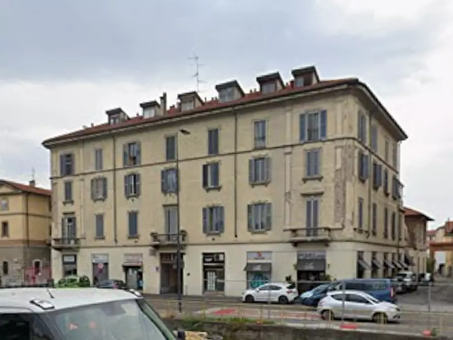 Immagine 4 di Appartamento in vendita  in Via Ascanio Sforza a Milano