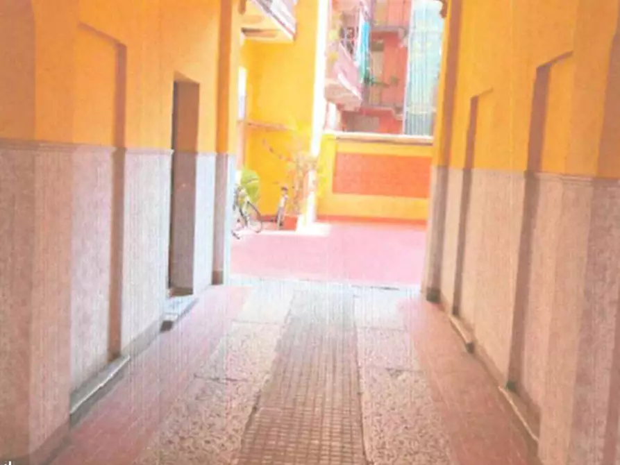 Immagine 4 di Appartamento in vendita  in Via Vincenzo Russo a Milano