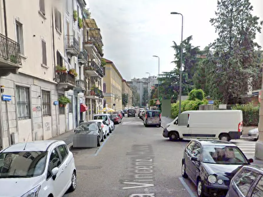 Immagine 9 di Appartamento in vendita  in Via Vincenzo Russo a Milano