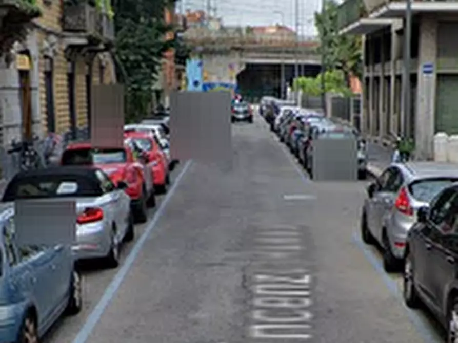 Immagine 10 di Appartamento in vendita  in Via Vincenzo Russo a Milano