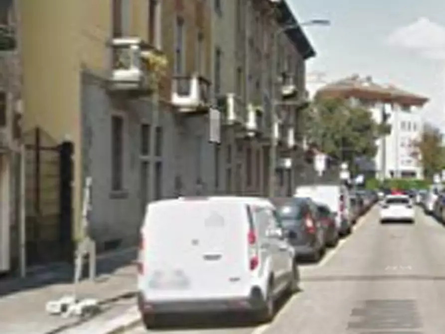 Immagine 7 di Appartamento in vendita  in Via Melchiorre Delfico a Milano