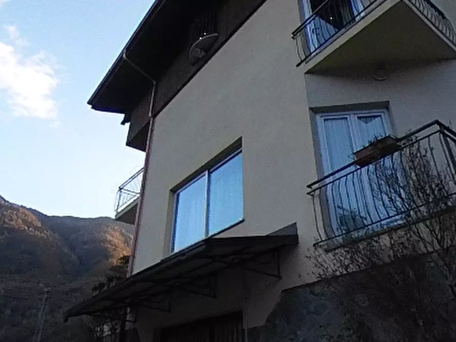 Immagine 6 di Casa indipendente in vendita  in VIA FORNO ALLIONE a Malonno