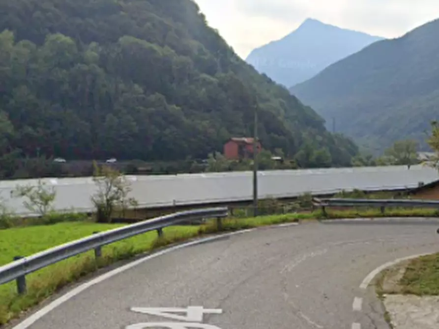 Immagine 17 di Casa indipendente in vendita  in VIA FORNO ALLIONE a Malonno