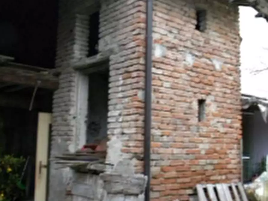 Immagine 6 di Porzione di casa in vendita  in Via Trieste a Casaloldo