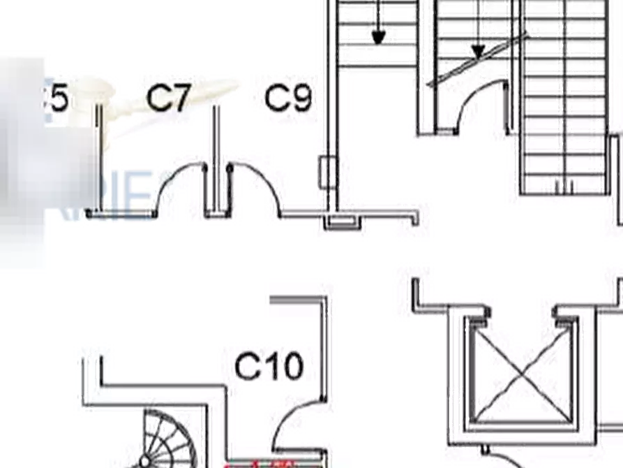 Immagine 28 di Appartamento in vendita  in Via Decimomannu a Roma