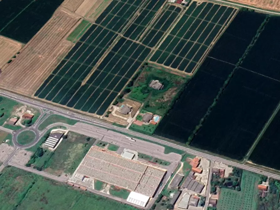 Immagine 32 di Villa in vendita  in  Via Ca De Micheli  a Sanguinetto