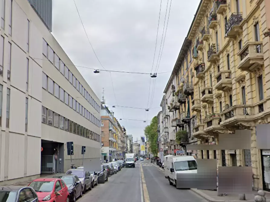 Immagine 2 di Appartamento in vendita  in Via Padova  a Milano