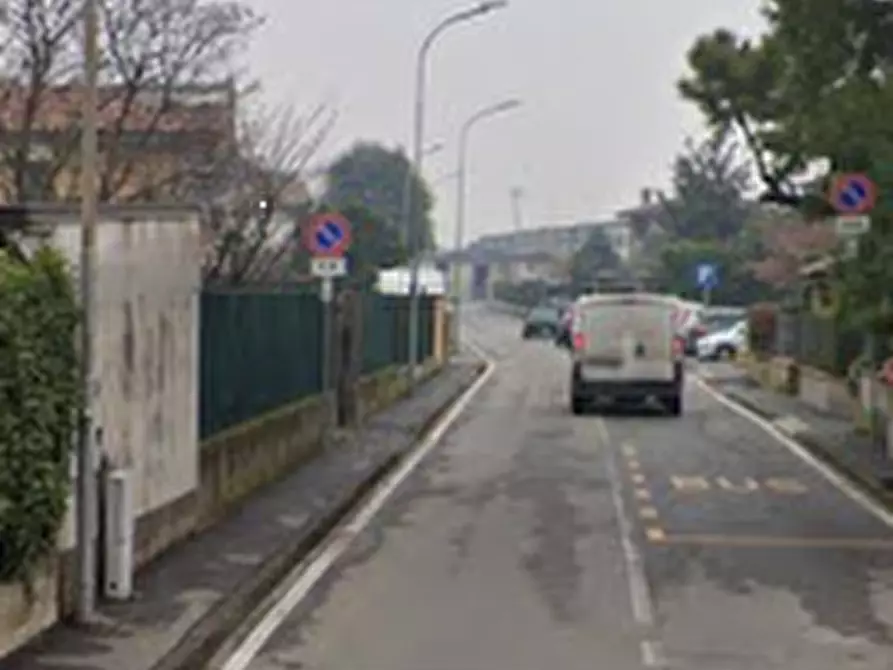Immagine 12 di Appartamento in vendita  in Via FRATELLI CERVI  a Trezzano Rosa