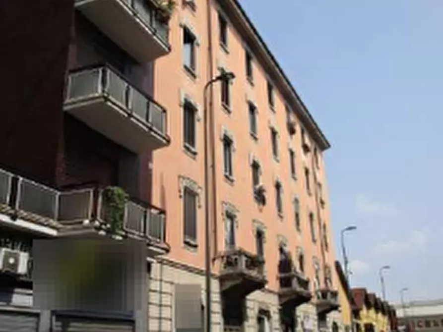 Immagine 5 di Appartamento in vendita  in Via ARQUA' a Milano