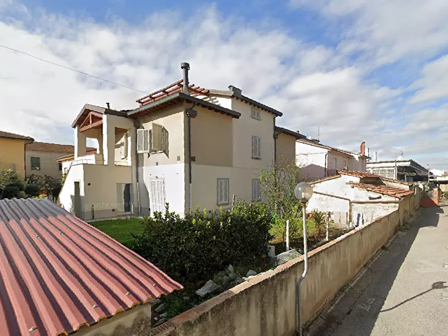 Immagine 9 di Appartamento in vendita  in via G. M. Rosati a Fucecchio