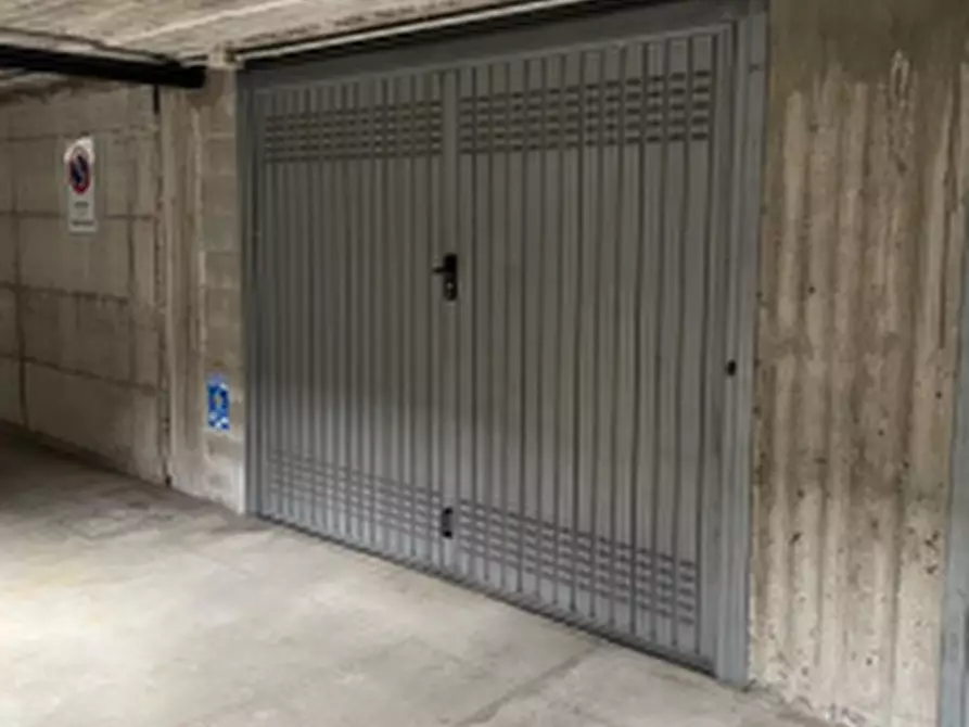 Immagine 15 di Appartamento in vendita  in Via S. Mirocle  a Milano