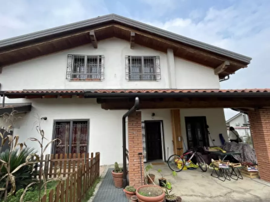 Immagine 6 di Villa in vendita  in Via Cristoforo Colombo a Inveruno