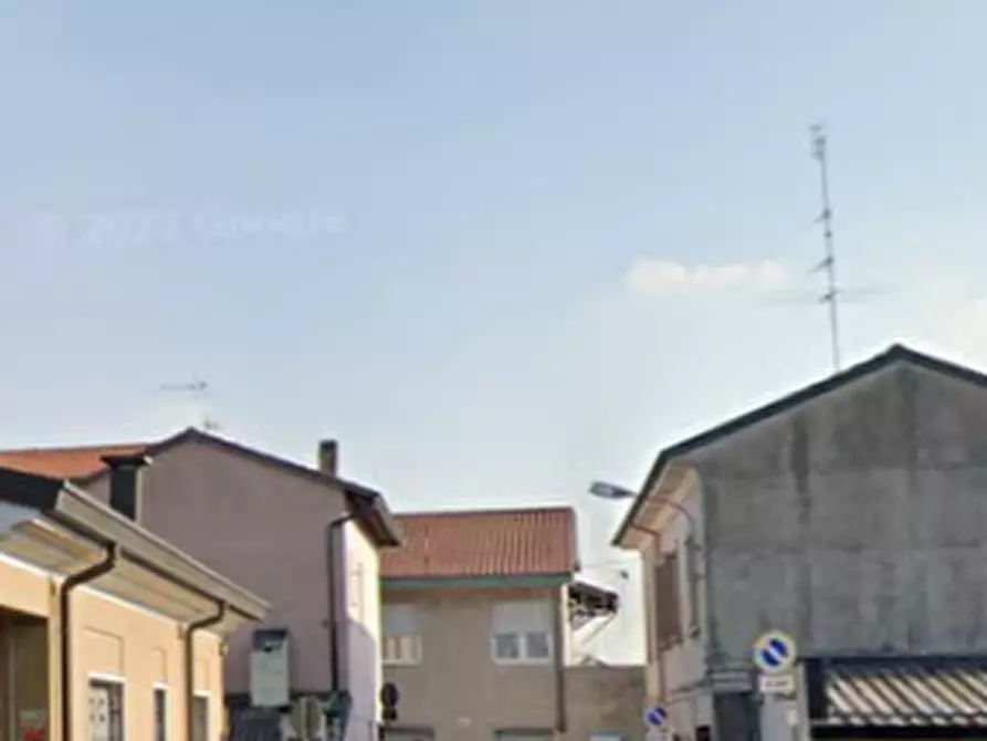 Immagine 19 di Villa in vendita  in Via Cristoforo Colombo a Inveruno