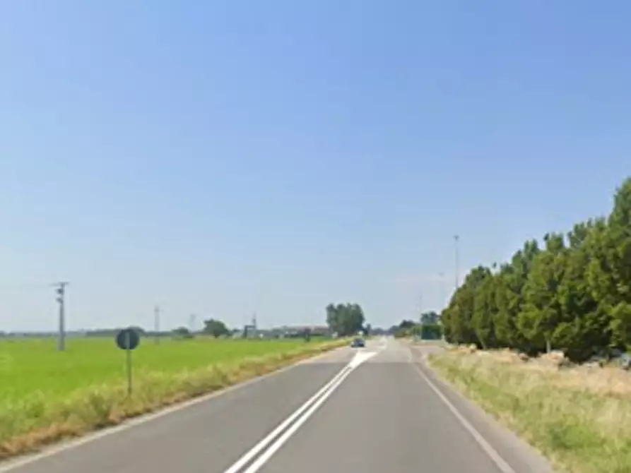 Immagine 9 di Capannone industriale in vendita  in Via Gianni Brera a Zeccone