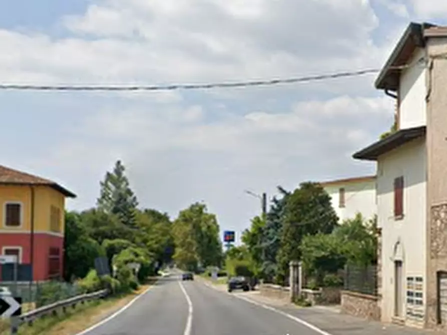 Immagine 5 di Garage in vendita  in Via Molini a Lonato del Garda