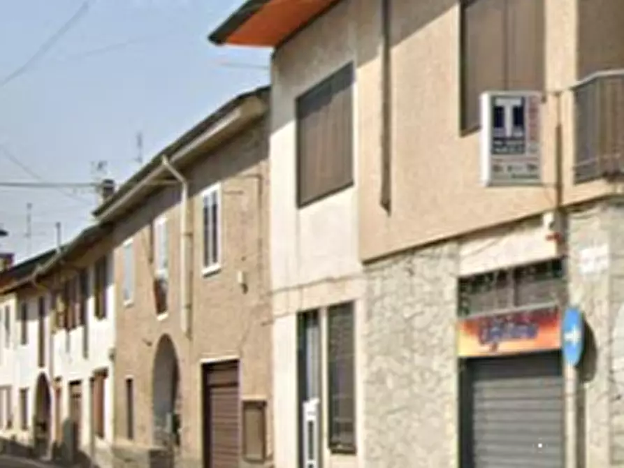 Immagine 3 di Negozio in vendita  in Via Don Antonio Cavallotti a Nerviano