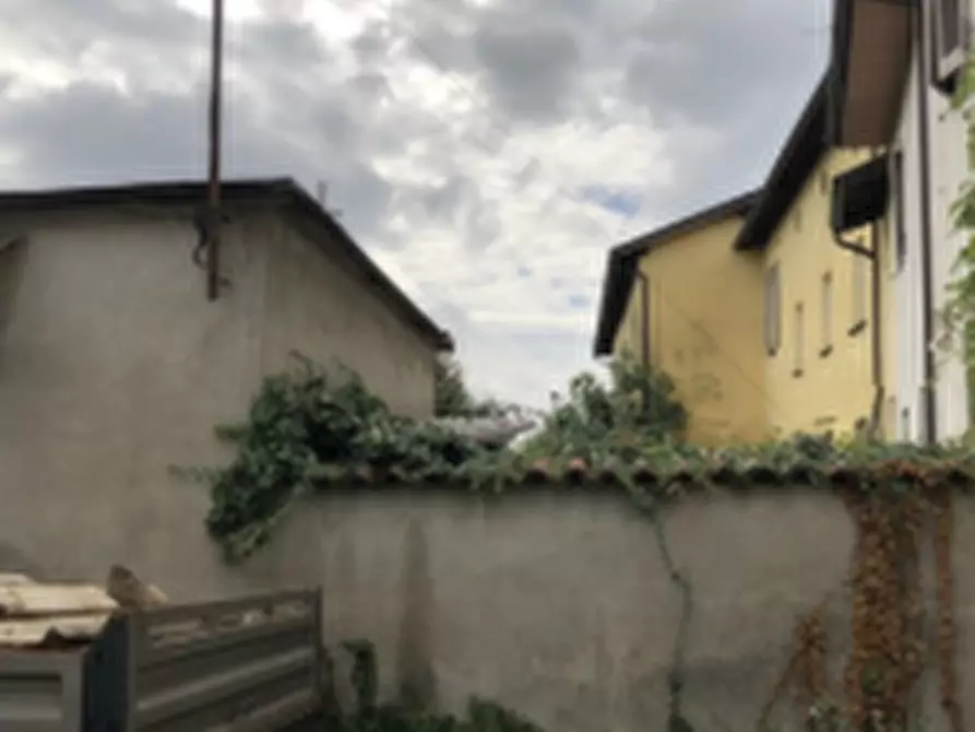 Immagine 3 di Garage in vendita  in Via Don Antonio Cavallotti a Nerviano