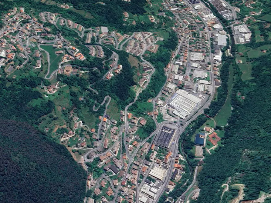 Immagine 6 di Garage in vendita  in Via Madonnina a Gardone Val Trompia