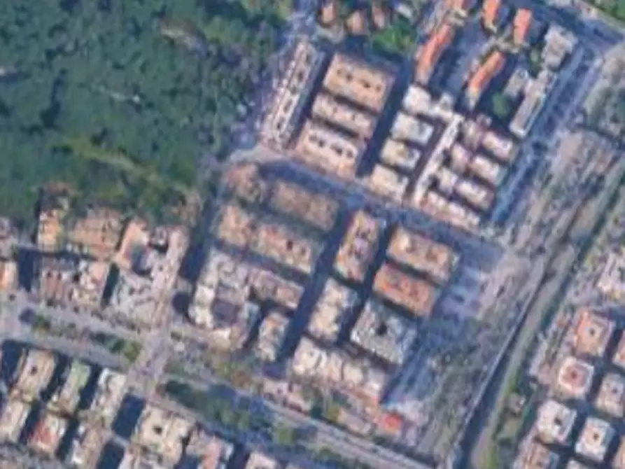 Immagine 15 di Appartamento in vendita  in Via delle Canarie a Roma