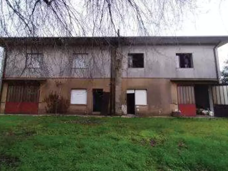 Immagine 5 di Porzione di casa in vendita  in Via Palù a Cordignano