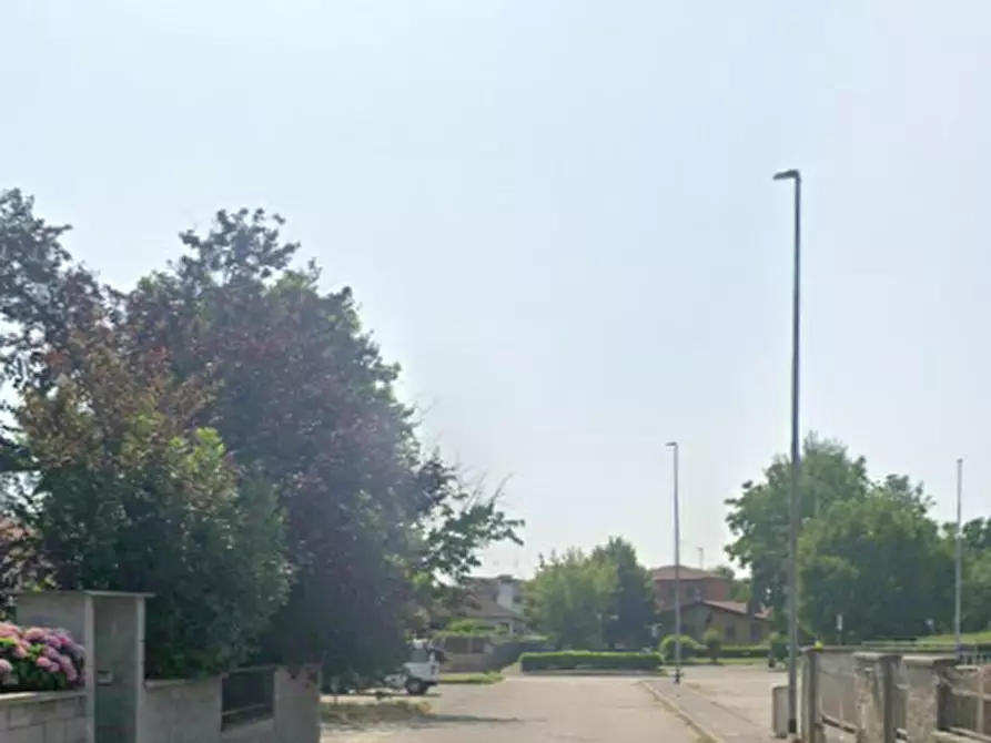 Immagine 21 di Appartamento in vendita  in Via Dei Tigli a Rodano