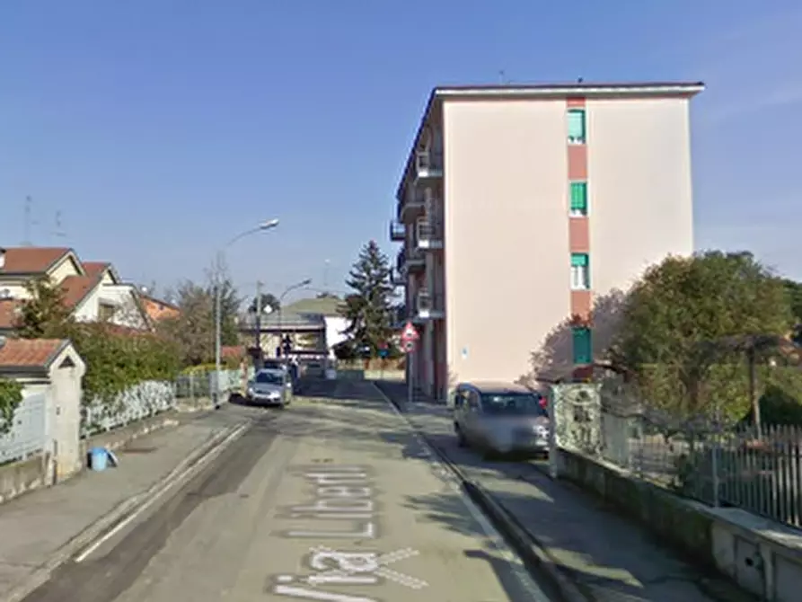 Immagine 7 di Appartamento in vendita  in Via Libertà  a Busnago