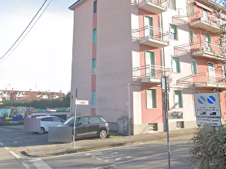 Immagine 9 di Appartamento in vendita  in Via Libertà  a Busnago