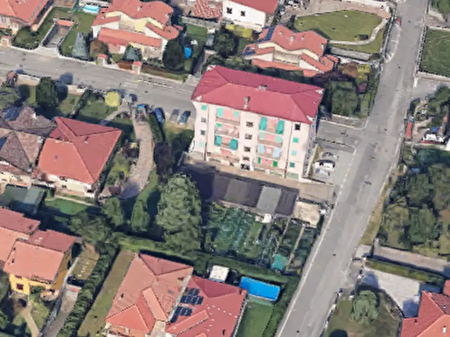 Immagine 14 di Appartamento in vendita  in Via Libertà  a Busnago