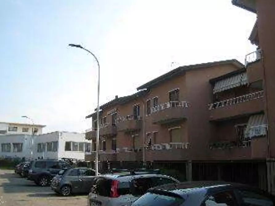 Immagine 21 di Appartamento in vendita  in Via Mantegna  a Seregno