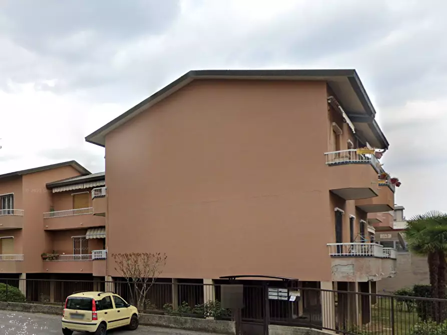 Immagine 3 di Appartamento in vendita  in Via Mantegna  a Seregno