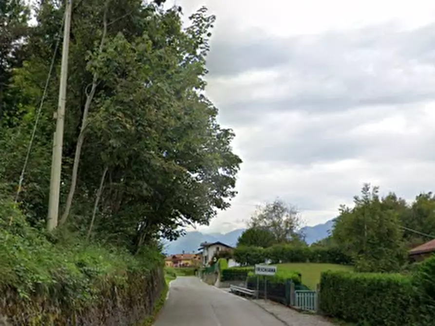 Immagine 3 di Casa indipendente in vendita  in via Fratelli Como a Borgo Valbelluna