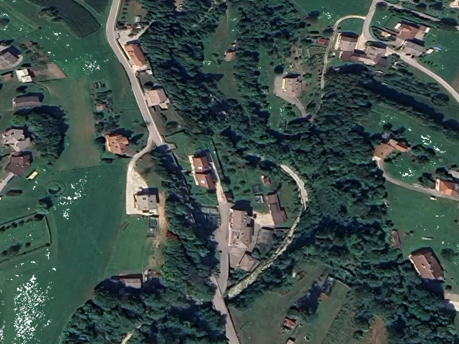 Immagine 4 di Casa indipendente in vendita  in via Fratelli Como a Borgo Valbelluna