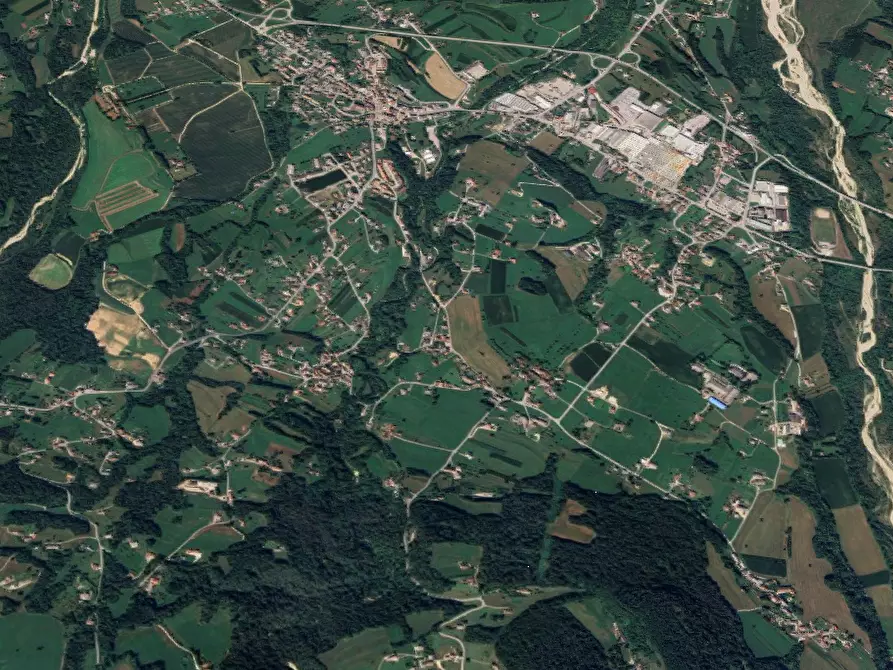 Immagine 11 di Casa indipendente in vendita  in via Fratelli Como a Borgo Valbelluna