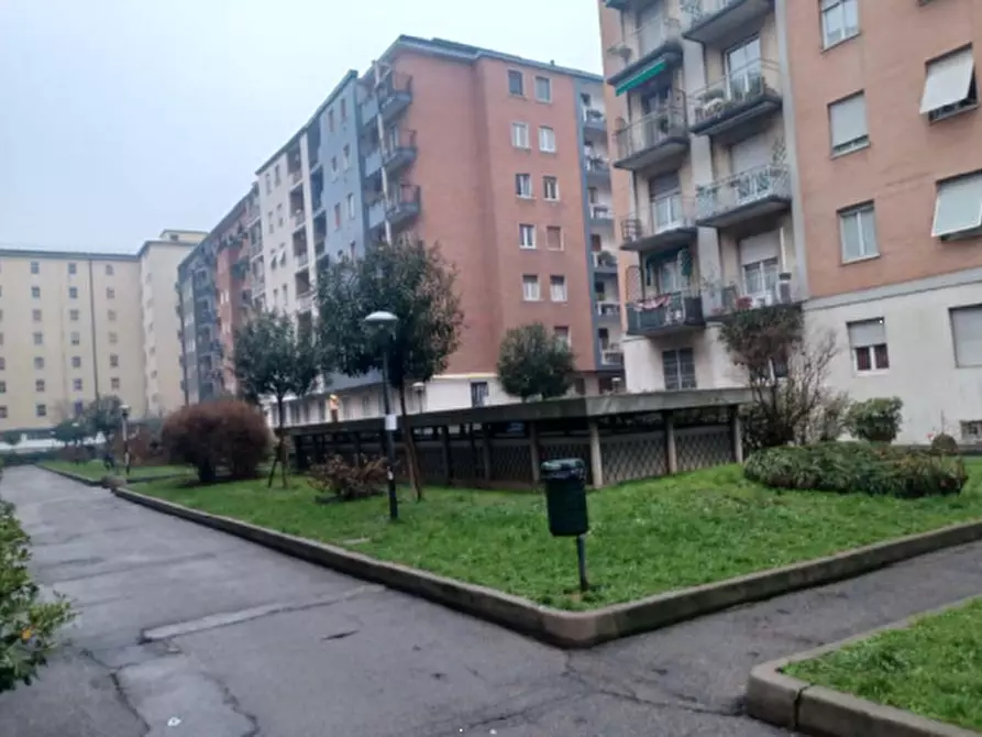 Immagine 3 di Laboratorio in vendita  in Via Privata Martiri Triestini a Milano