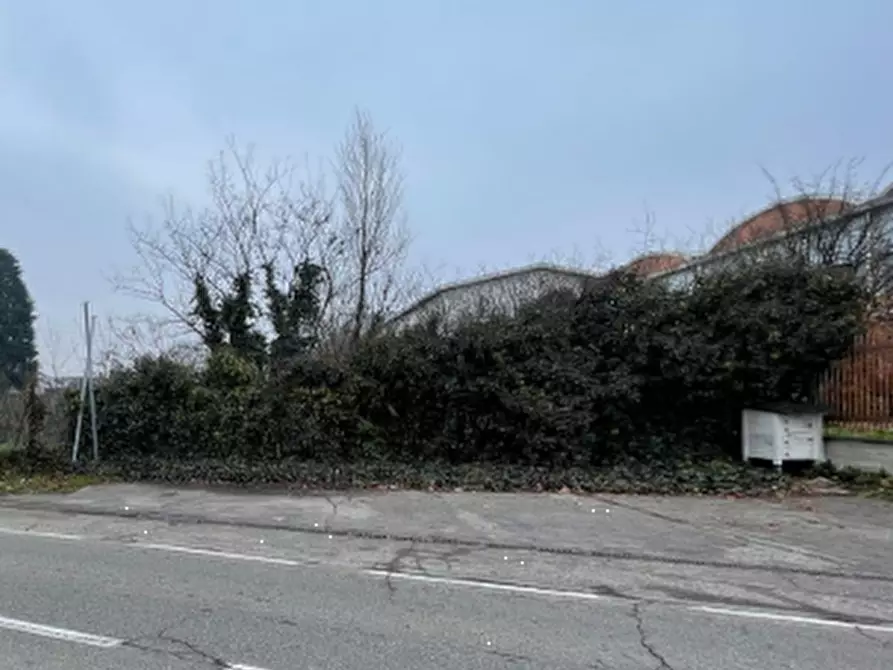 Immagine 3 di Terreno edificabile in vendita  in Via Camillo Chiesa a Pogliano Milanese