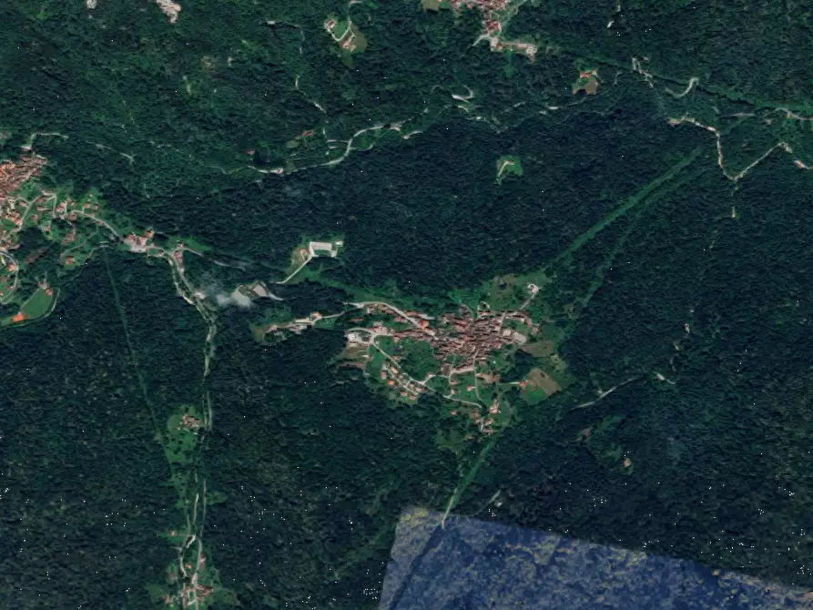 Immagine 10 di Appartamento in vendita  in Via Ropata a Frisanco