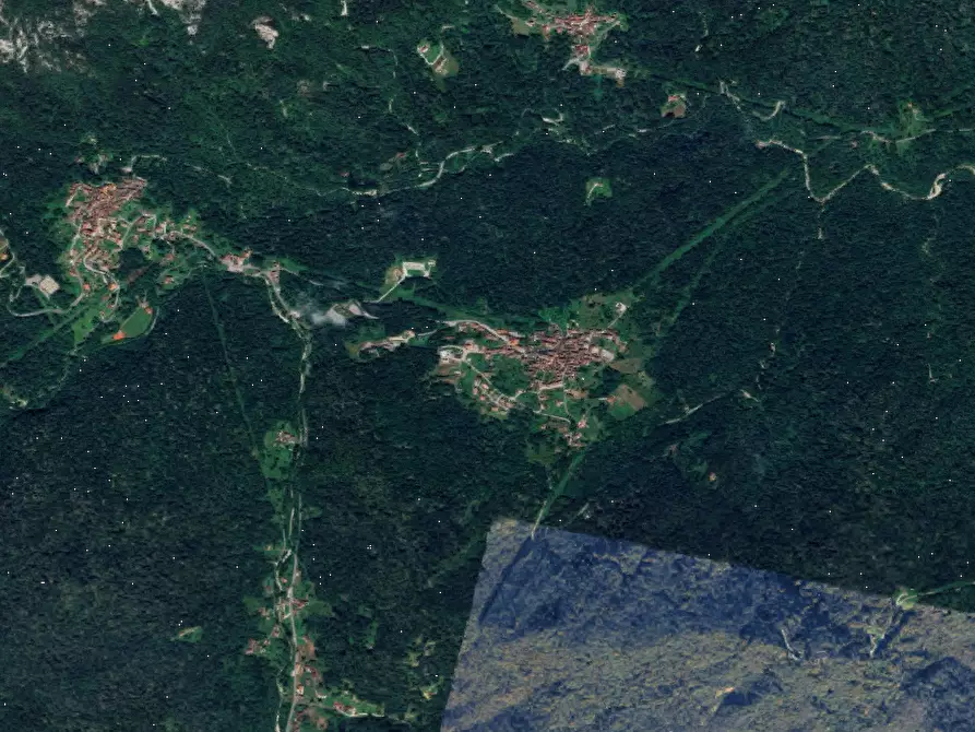 Immagine 11 di Appartamento in vendita  in Via Ropata a Frisanco