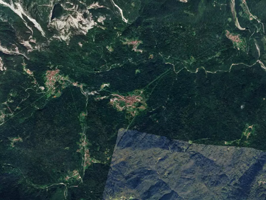 Immagine 13 di Appartamento in vendita  in Via Ropata a Frisanco