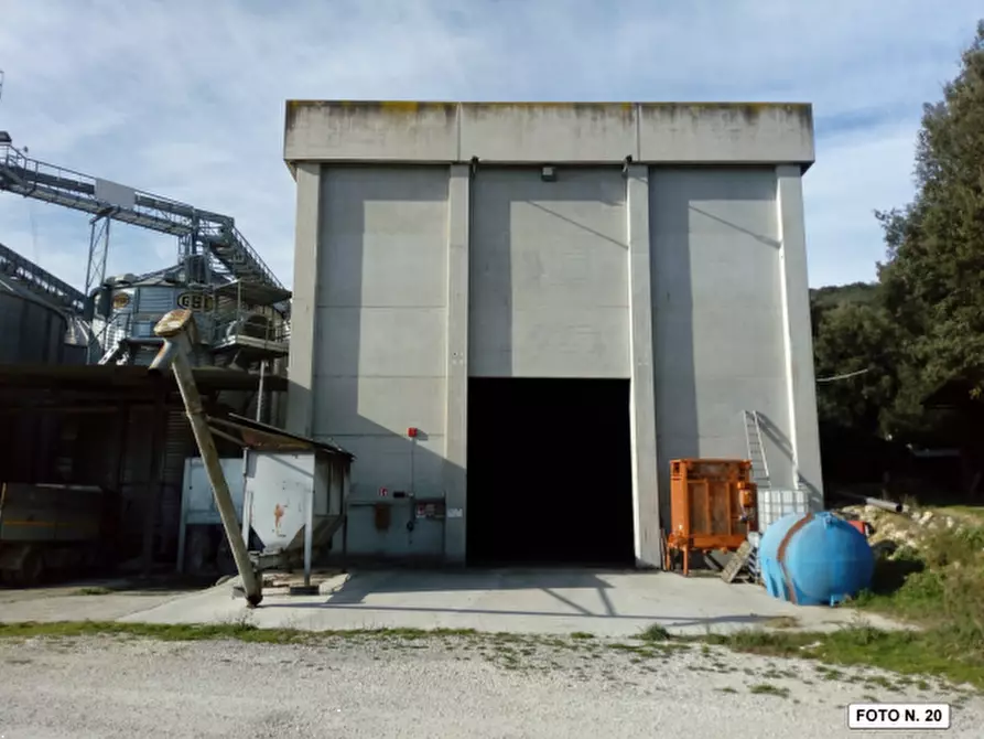 Immagine 8 di Capannone industriale in vendita  in Via Orvieto a Amelia