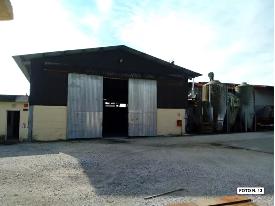 Immagine 14 di Capannone industriale in vendita  in Via Orvieto a Amelia