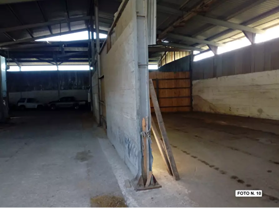 Immagine 16 di Capannone industriale in vendita  in Via Orvieto a Amelia