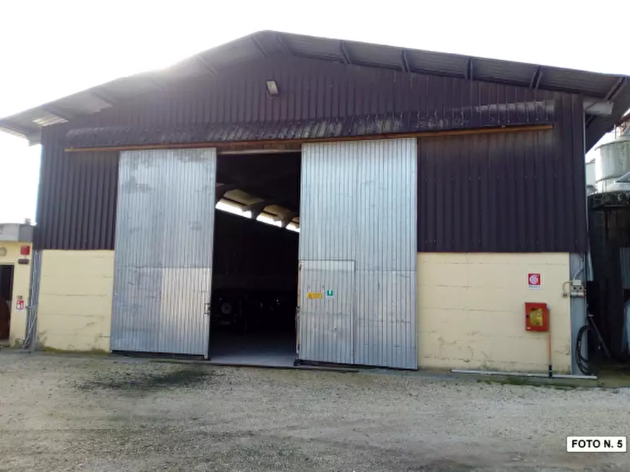 Immagine 21 di Capannone industriale in vendita  in Via Orvieto a Amelia