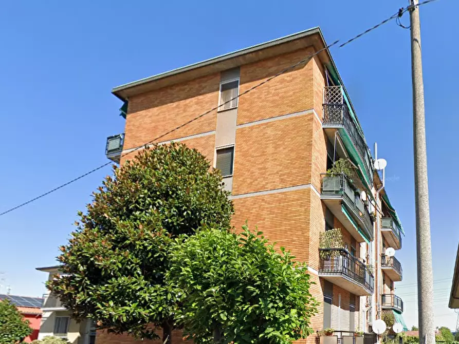 Immagine 3 di Appartamento in vendita  in Via Giuseppe Parini a Rho