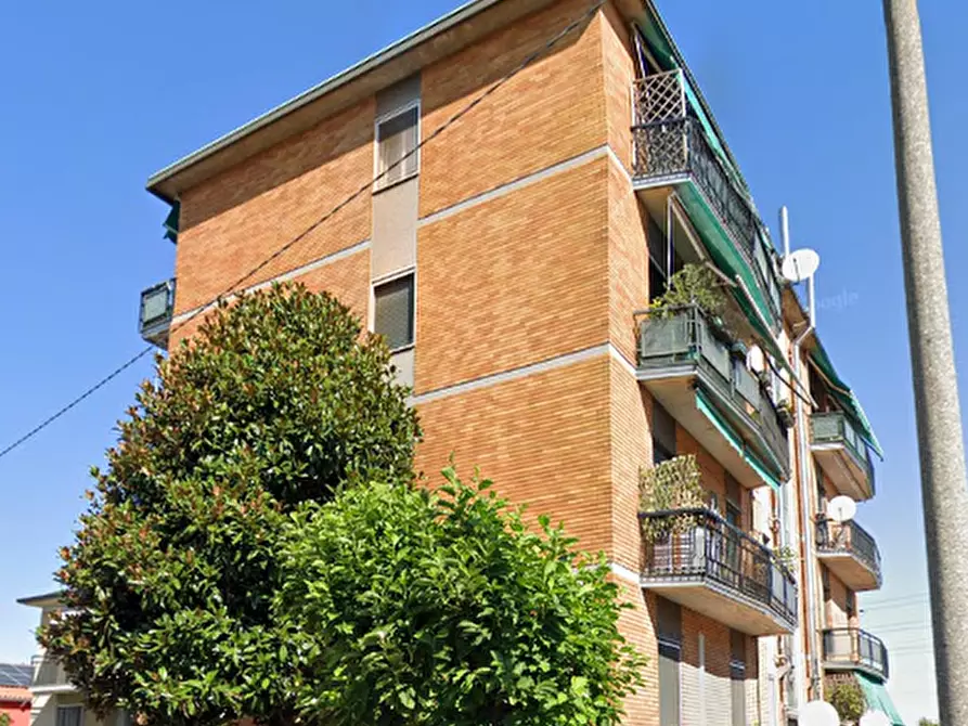 Immagine 6 di Appartamento in vendita  in Via Giuseppe Parini a Rho