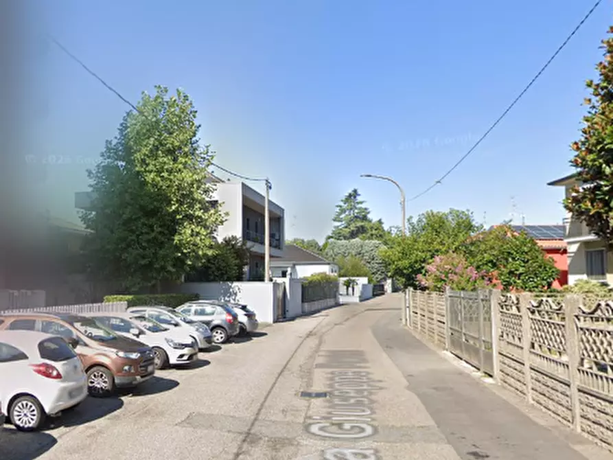 Immagine 7 di Appartamento in vendita  in Via Giuseppe Parini a Rho