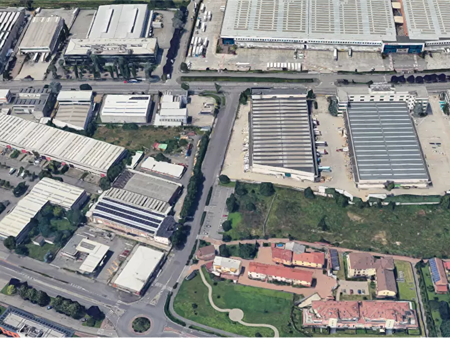 Immagine 5 di Garage in vendita  in Via Martiri di Cefalonia a Peschiera Borromeo