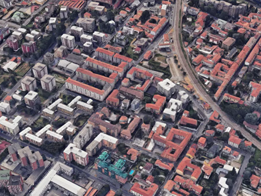 Immagine 10 di Posto auto in vendita  in Via Emilio Borsa  a Monza