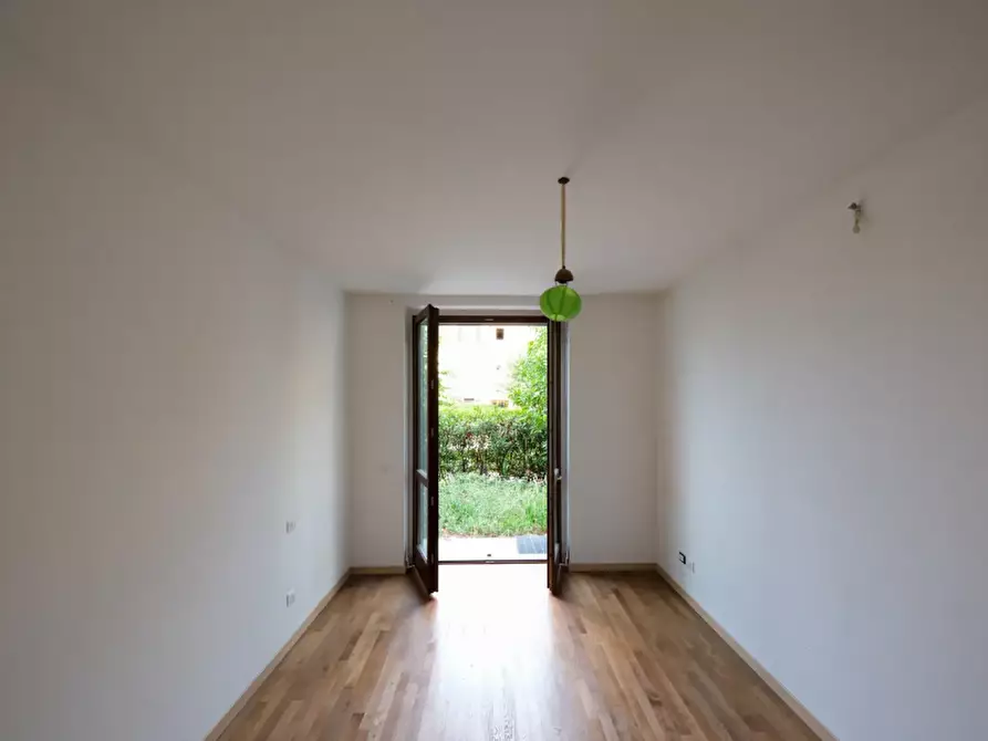 Immagine 17 di Appartamento in vendita  in Via Martiri di Cefalonia a Peschiera Borromeo