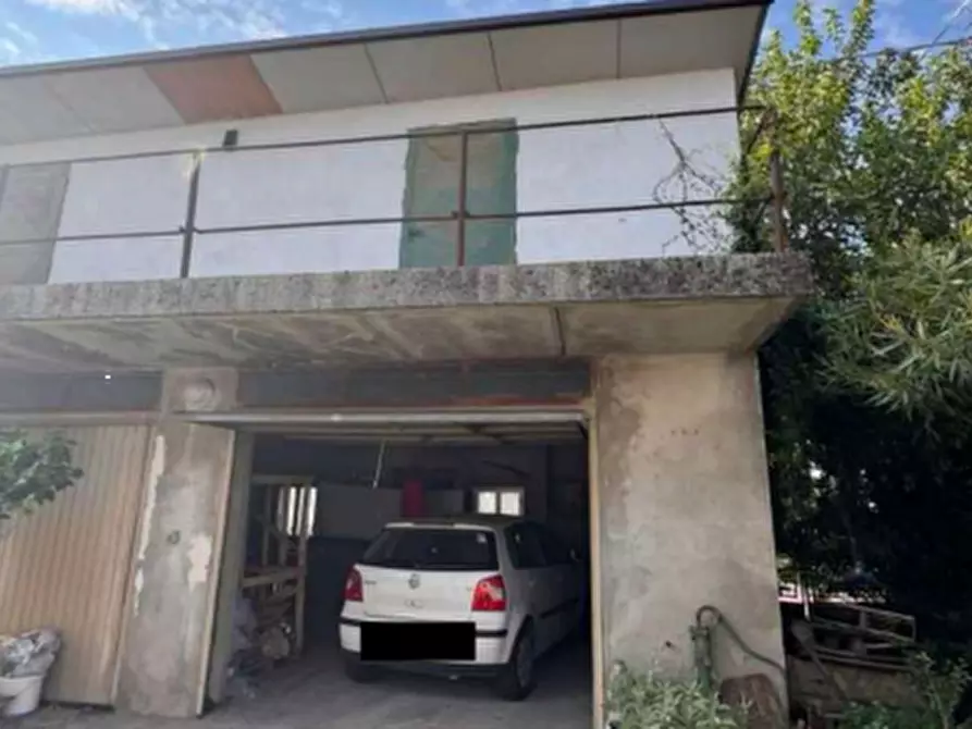 Immagine 18 di Appartamento in vendita  in Via Cadelferro a Oppeano